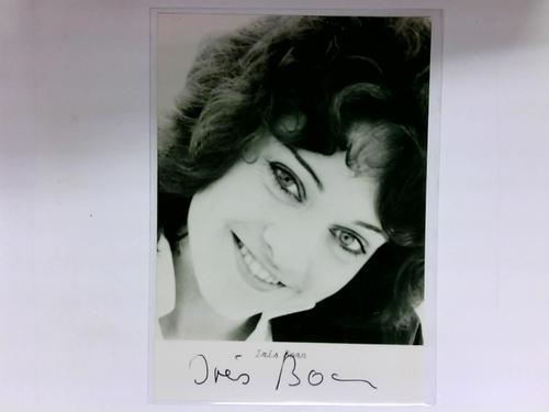 Born, Iris - Signierte Autogrammkarte