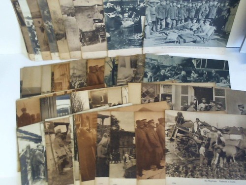 (Erster Weltkrieg 1914-1918) - 74 Fototafeln. Bilder mit bedrucktem Untertitel