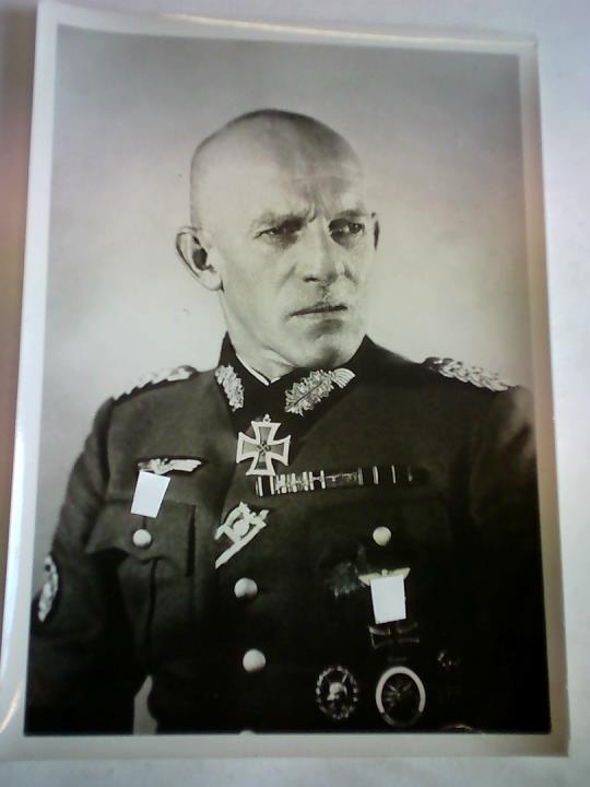 Hoffmann, Heinrich (12. September 1885 in Frth - 16. Dezember 1957 in Mnchen) - Generalmajor Kuebler. General der Gebirgsdivision. Original Pressefotografie (12,8 cm x 18 cm)
