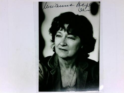 Stepat-Weiss, Marianne - Signierte Autogrammkarte