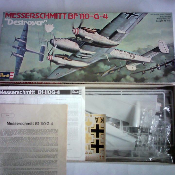 Revell AG, Bnde (Hrsg.) - Messerschmitt BF 110-G-4 Destroyer. Twin-engine Night Fighter - Ready to Assemble Plastic Model Kit, 1/32 Scale, Wingspan 20 Lenght 15 1/2