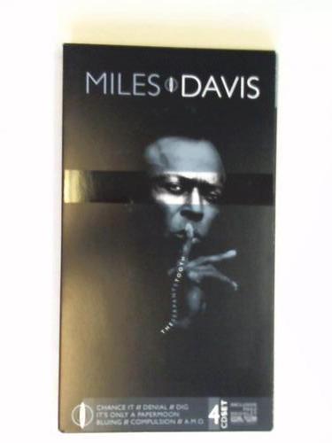 Davis, Miles - Chance it // Denial // Dig // Its only a papermoon // Bluing // Compulsion // A. M. O. 4 CD Set