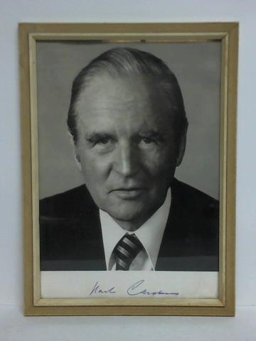 Carstens, Karl Walter Claus (14. Dezember 1914, Bremen - 30. Mai 1992, Meckenheim) - Signierte Portrtaufnahme