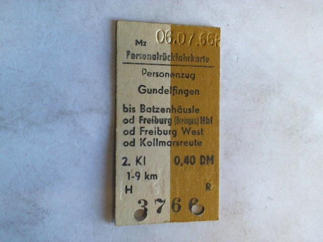 (Eisenbahn-Fahrkarte) - Personalrckfahrkarte Personenzug Gundelfingen bis Batzenhusle od Freiburg (Breisgau) Hbf od Freiburg West od Kollmarsreute 2. Klasse