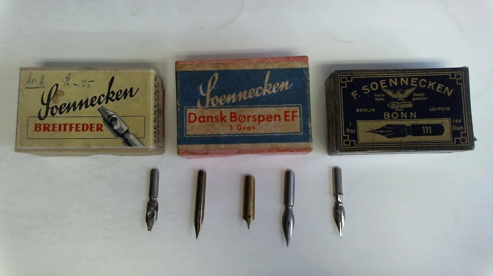 3 Original Pappschachteln mit 5 verschiedenen Schreibfedern