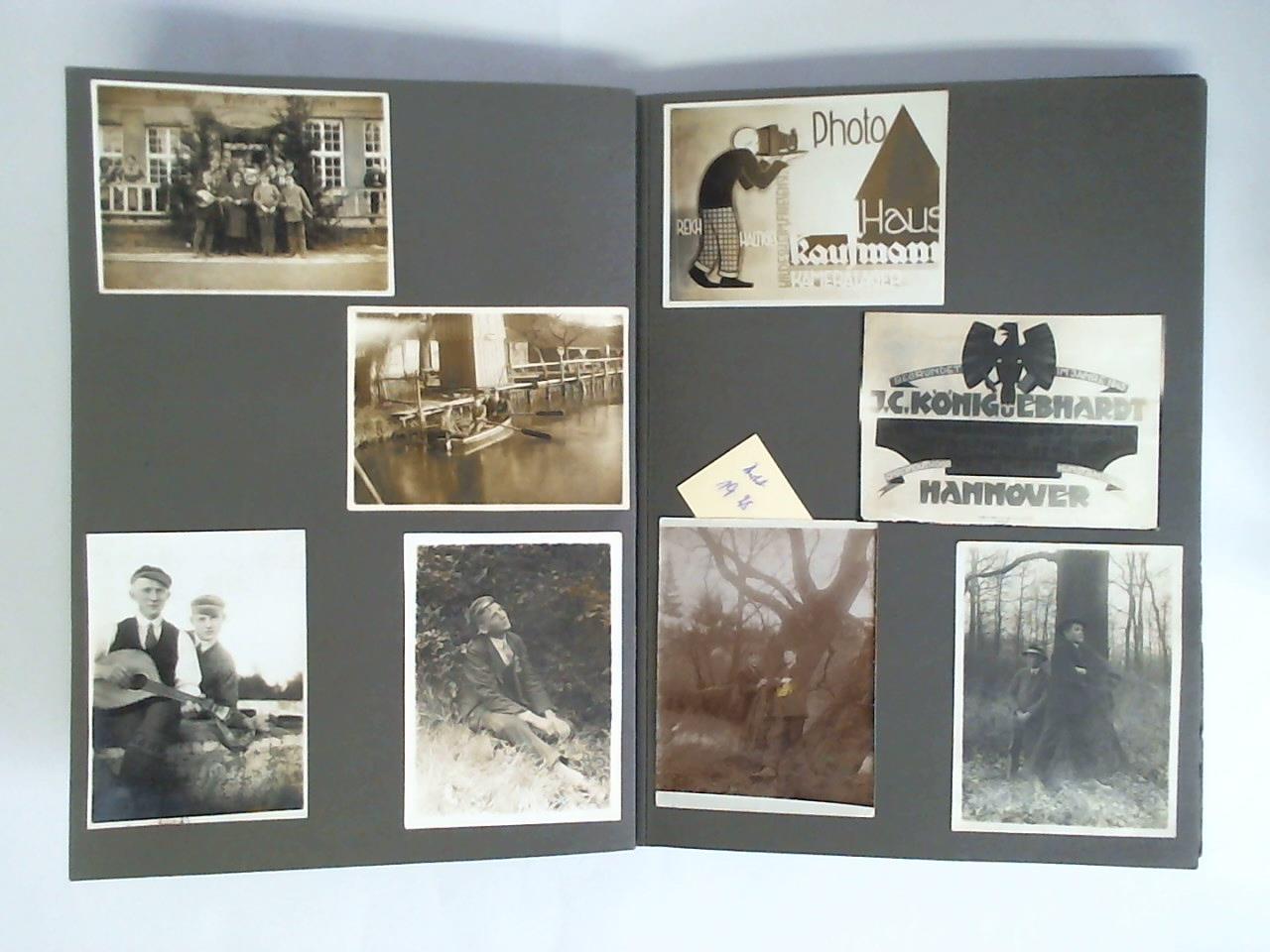 Fotoalbum mit 400 Original-Fotografien (1925 - ca. 1944)