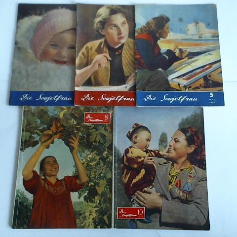 Sowjetfrau, Die - Monatsschrift fr Gesellschaft und Politik, Literatur und Kunst - 10. Jahrgang 1954, Heft Nr. 8 und 10 / 13. Jahrgang 1957, Heft Nr. 1, 4 und 5. Zusammen 5 Hefte