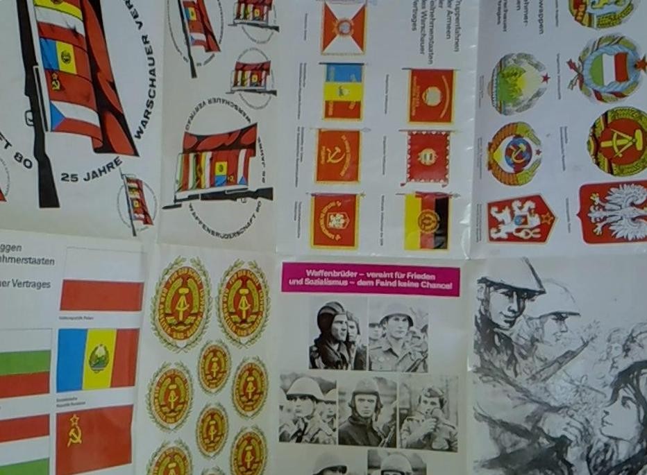 Ausschneide-Bogen für die Sichtagitation. 8 Plakate zum Auseinanderschneiden