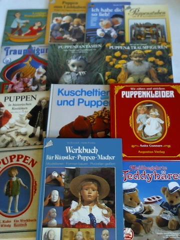 Sammlung von 12 Bänden