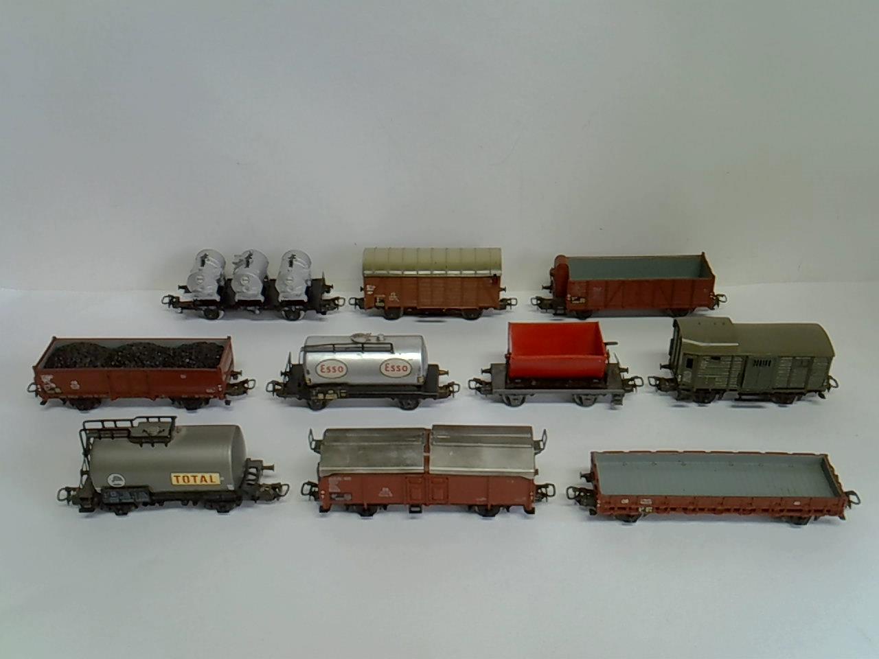 10 Güterwagen, (H0)