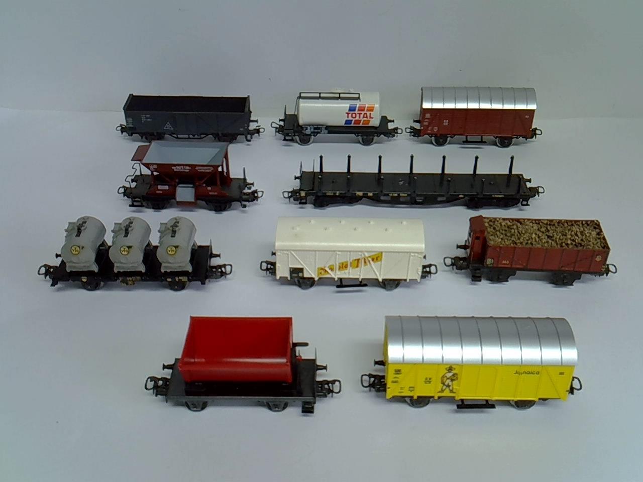 10 Güterwagen, (H0)