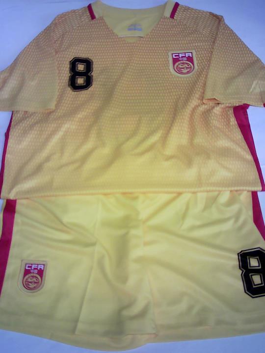 Chinesische Fuball-Verband CFA - Trikot, gelb rotgemustert und kurze Hose, gelb, (Konfektionsgre 3XL), Nummer 8