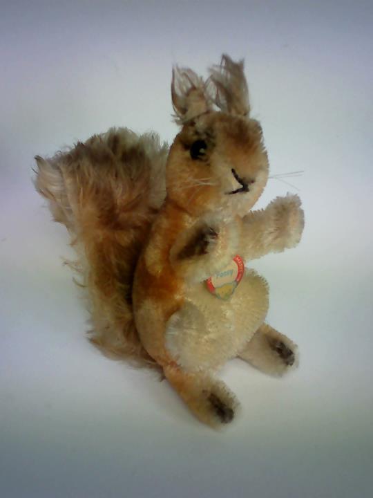 (Plschtier / Stofftier) - Steiff Eichhrnchen Possy