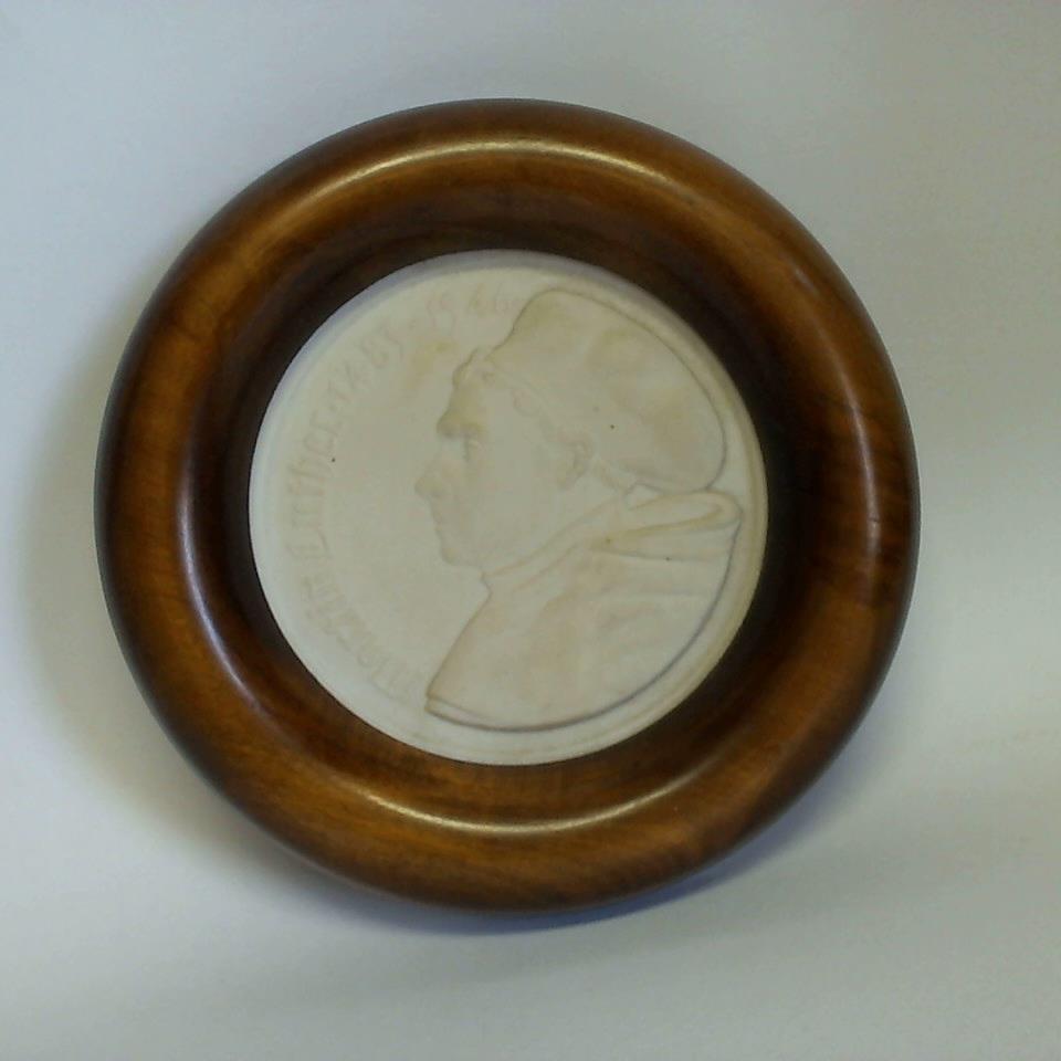 (Porzellan-Medaille Meissen) - Martin Luther, 1483 - 1546 - Ehrung 1983 der Deutschen Demokratischen Republik