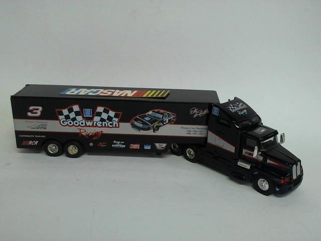 Racing Champions - Goodwrench Racing Truck (1/64)