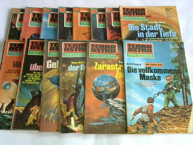 Ewers, H. G./ Kneifel, Hans/ Silverberg, Robert/ Mahr, Kurt/ ... - 14 Hefte Terra Astra
