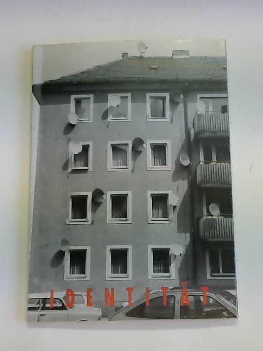 Bschor, Wilhelm und Christine - Identitt. 12 Knstlerinnen und Knstler aus Dresden und Hamburg