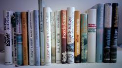Sammlung von 18 Büchern, davon 15 Bücher von Hardy Krüger handsigniert