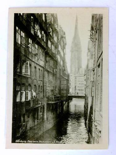 Hamburg - Postkarte: Fleet beim Steckelhrn und St. Nikolai Kirche