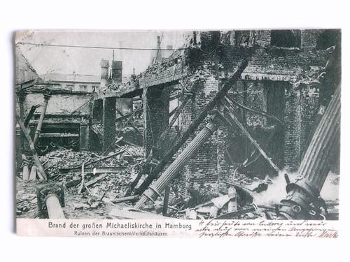 Hamburg - 1 Postkarte: Brand der groen Michaeliskirche in Hamburg - Ruinen der Braun'schen-Verkaufshuser