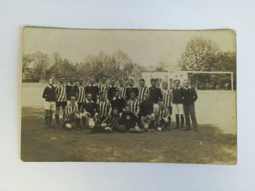 (Altonaer Fuballclub von 1893) - Mannschaftsfoto vom Spiel gegen Hannover, 1921 - Original-Aufnahme