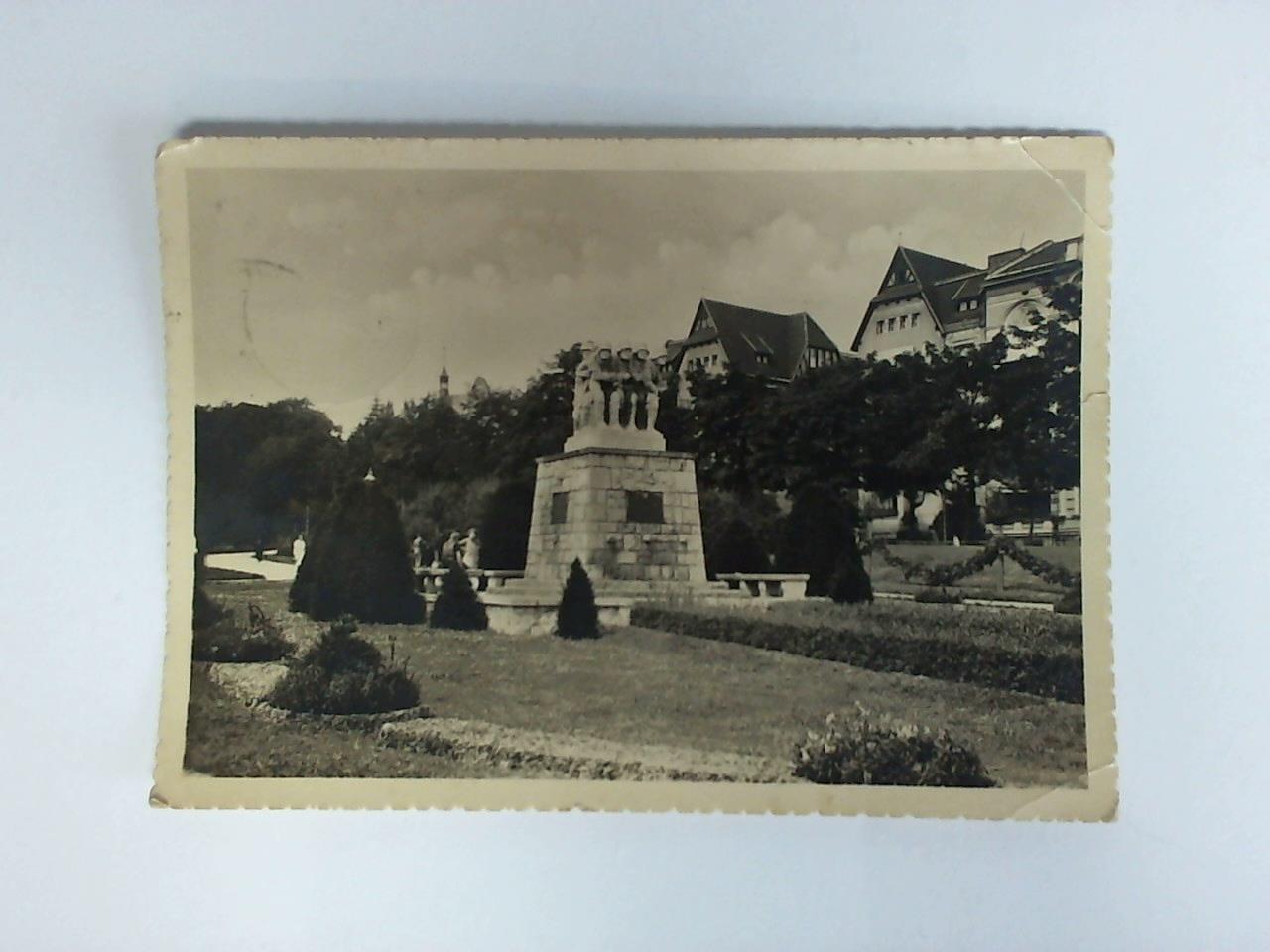 (Frankfurt / Oder) - Ansichtskarte: Frankfurt, Oder. Gefallenendenkmal des 12. Grenadier-Regt.