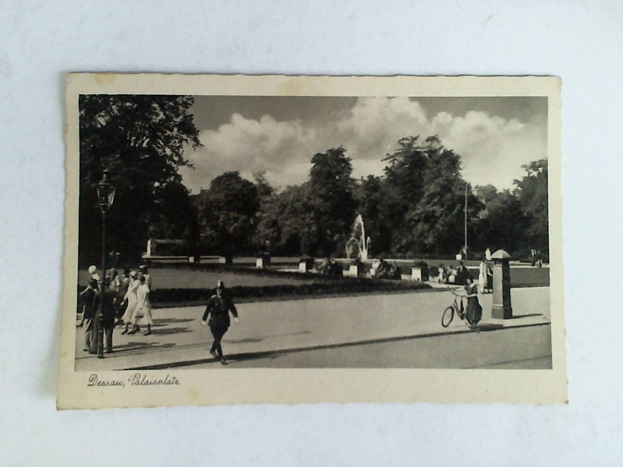 (Dessau) - Ansichtskarte: Dessau, Palaisplatz